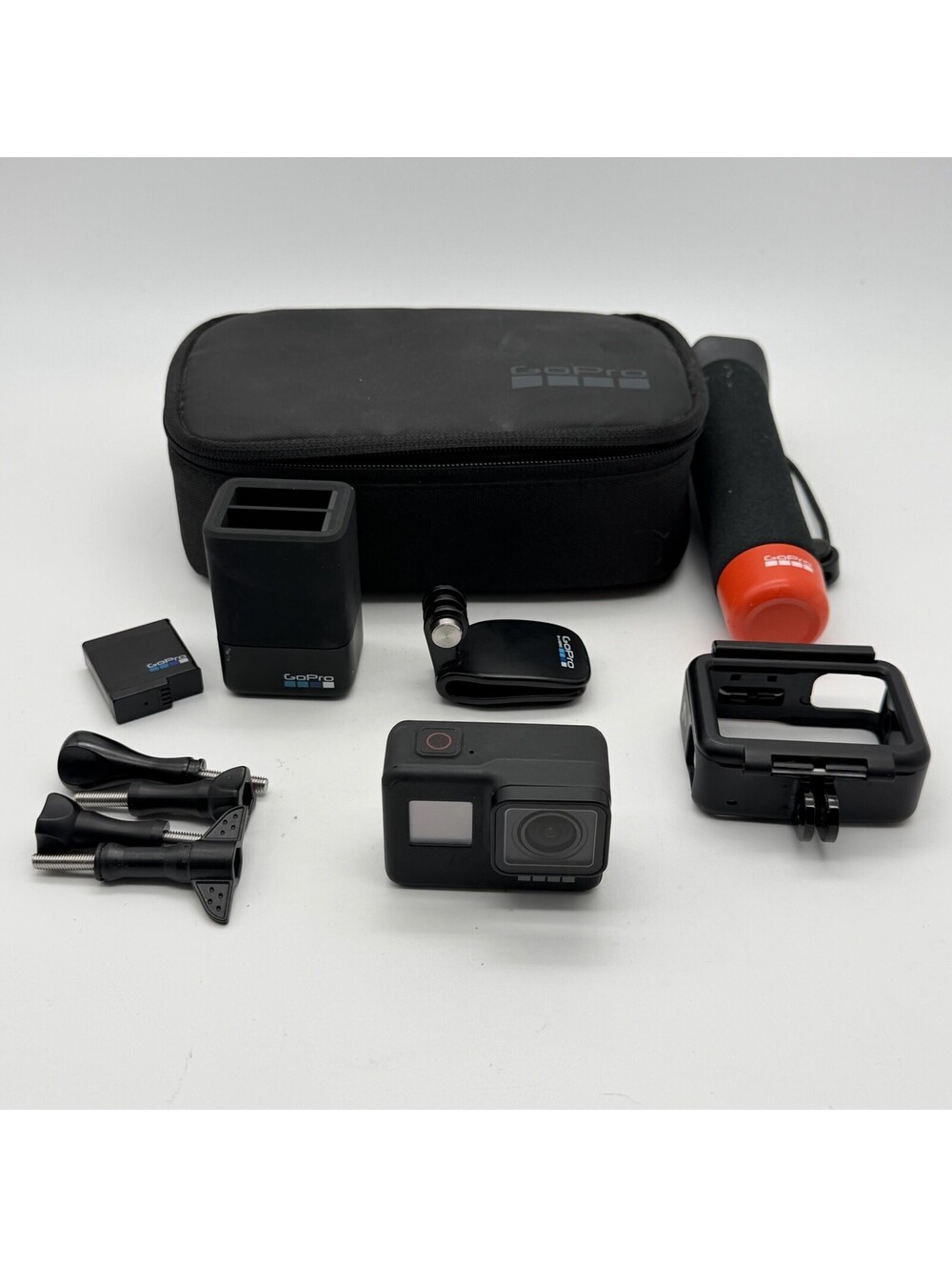 GoPro HERO7 Black 4K Camera Bundle Dual Charger 2 Batteries Grip Case Mounts